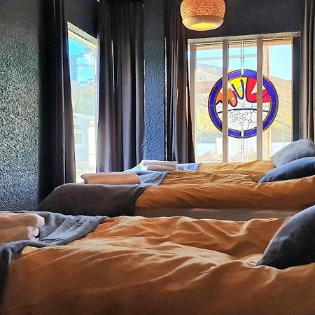 The Bank Sleeping Guesthouse Neskaupstaður 외부 사진