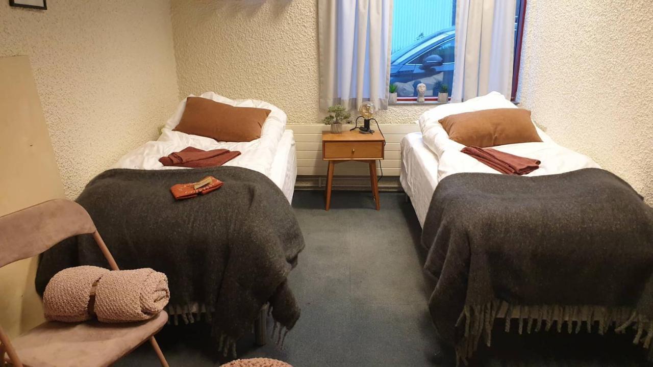 The Bank Sleeping Guesthouse Neskaupstaður 외부 사진