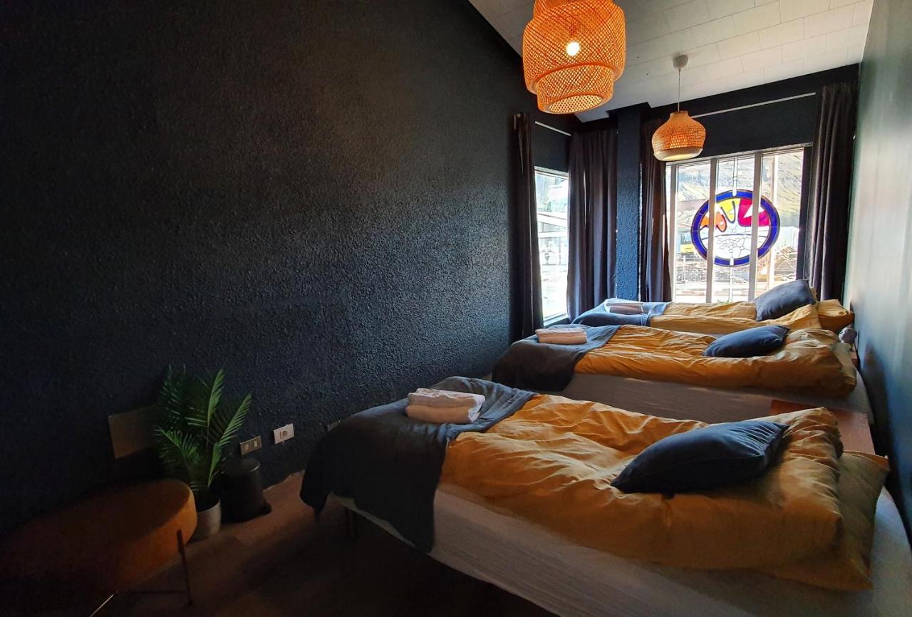 The Bank Sleeping Guesthouse Neskaupstaður 외부 사진
