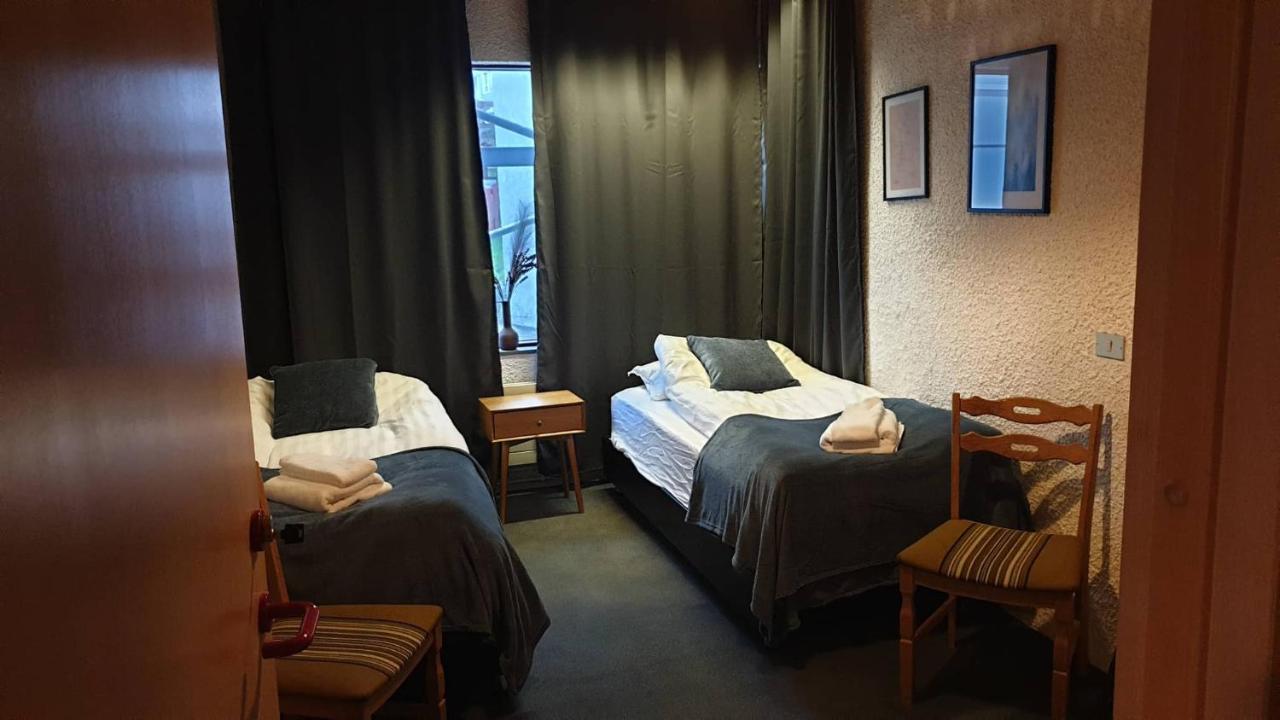 The Bank Sleeping Guesthouse Neskaupstaður 외부 사진