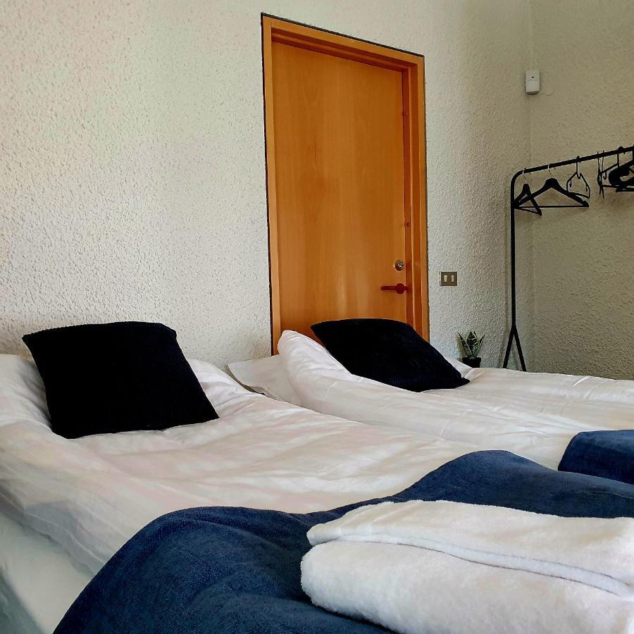 The Bank Sleeping Guesthouse Neskaupstaður 외부 사진